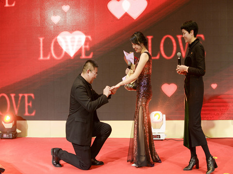 乌克兰少妇videos高潮