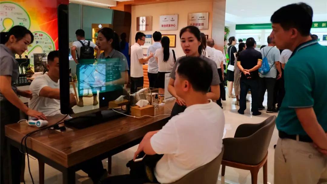 乌克兰少妇videos高潮