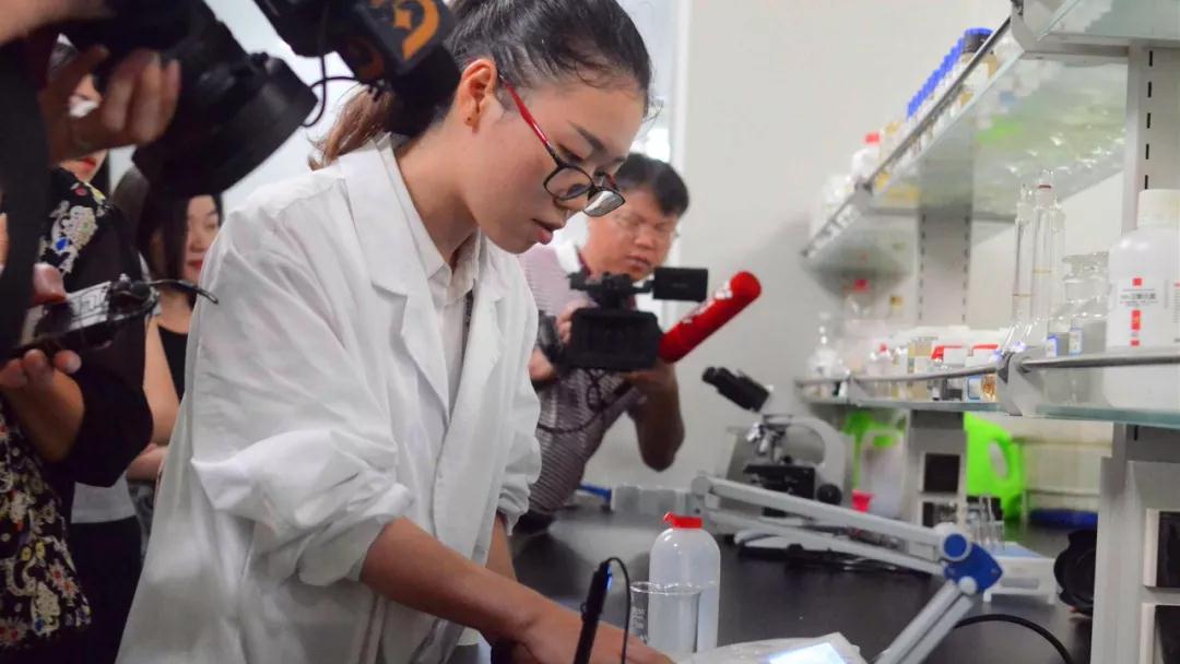 乌克兰少妇videos高潮