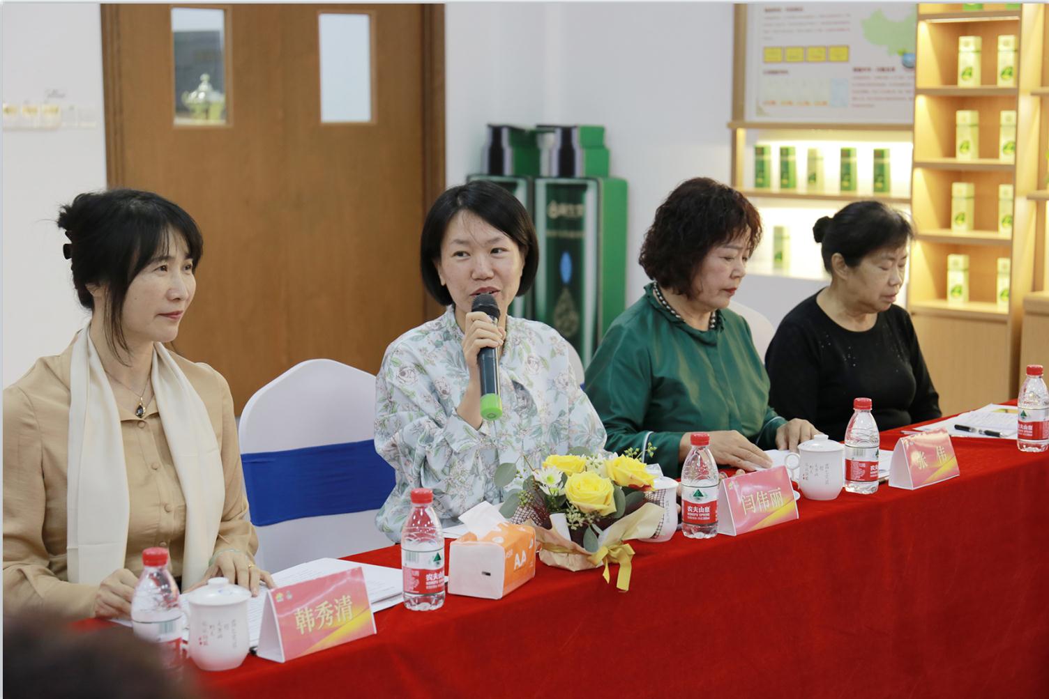 乌克兰少妇videos高潮