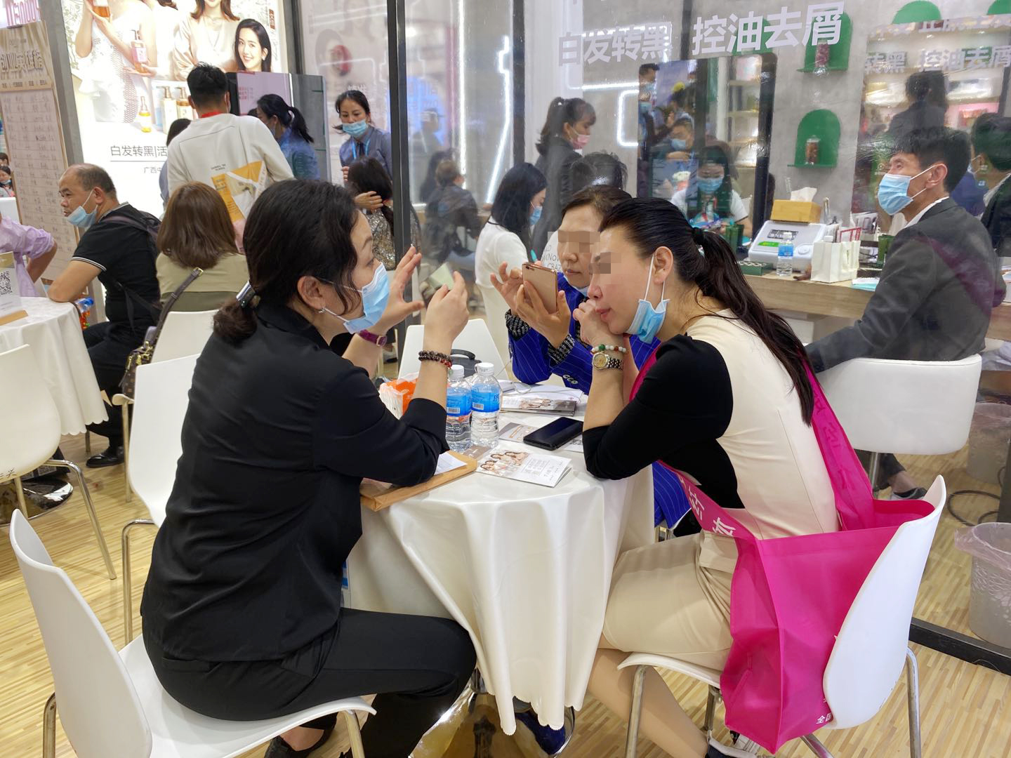 乌克兰少妇videos高潮