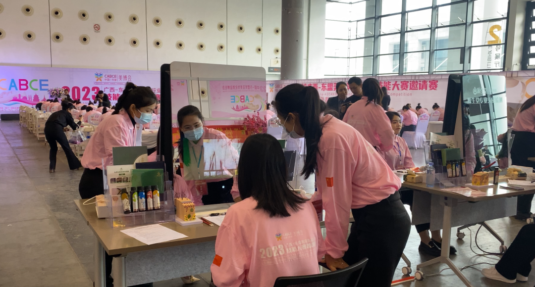 乌克兰少妇videos高潮