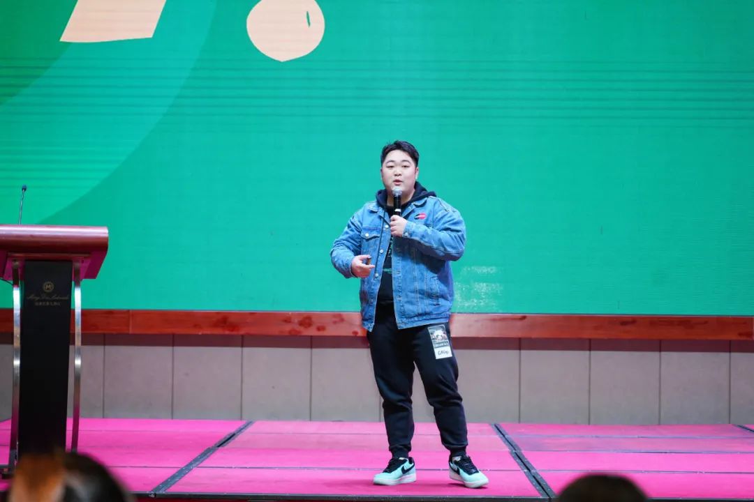 乌克兰少妇videos高潮